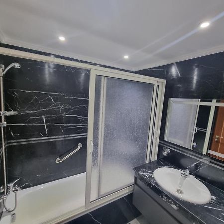 Appartement De Prestige, Vue Kasbah, Mer Et Vieux Port Tangier Bagian luar foto